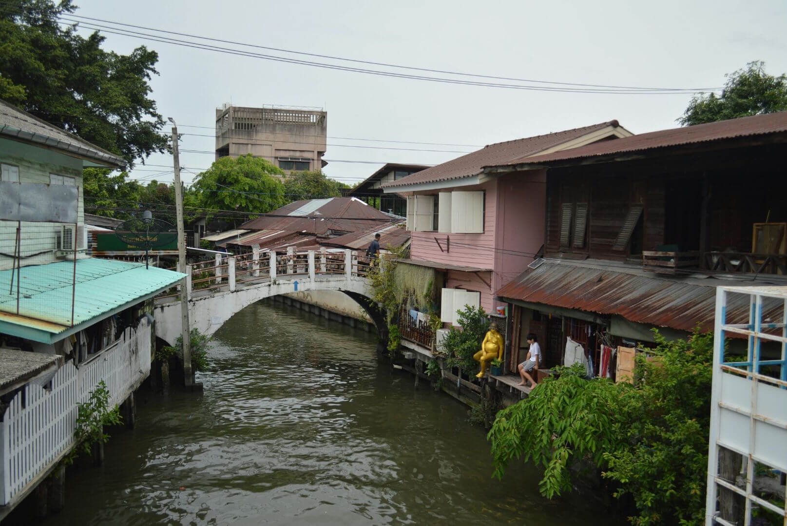 Khlong Saen Saep canal walkway passing quiet residential areas in Bangkok