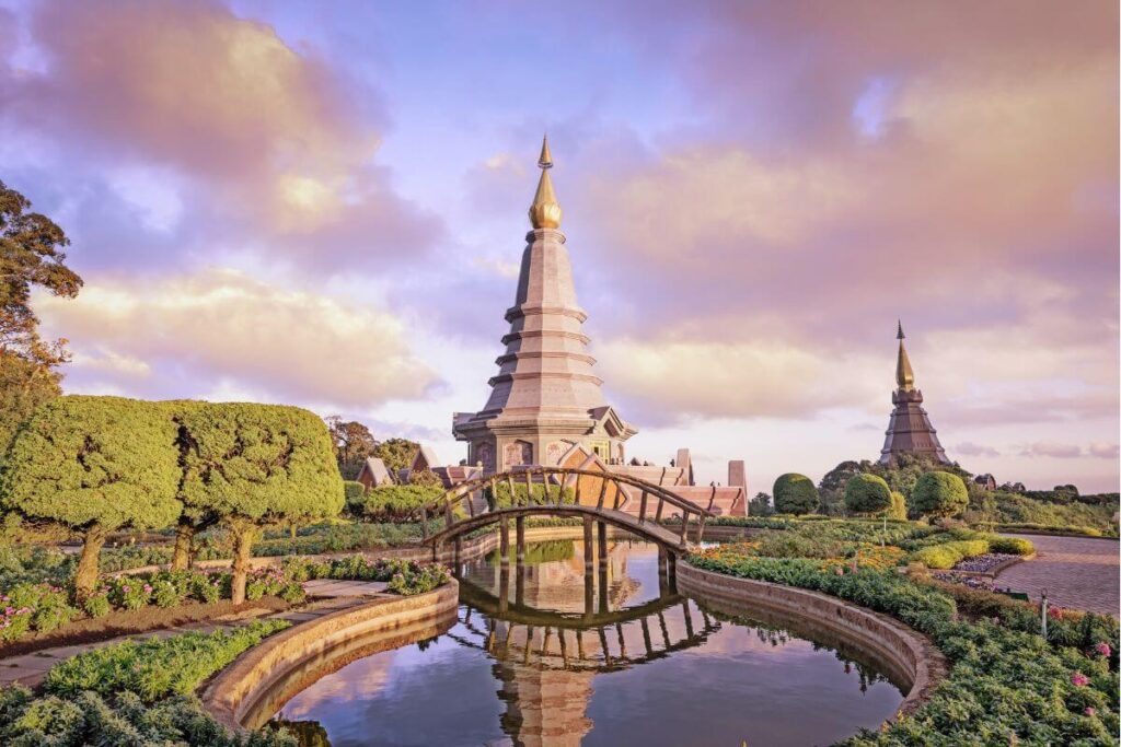 Doi Inthanon twin pagodas morning clouds.