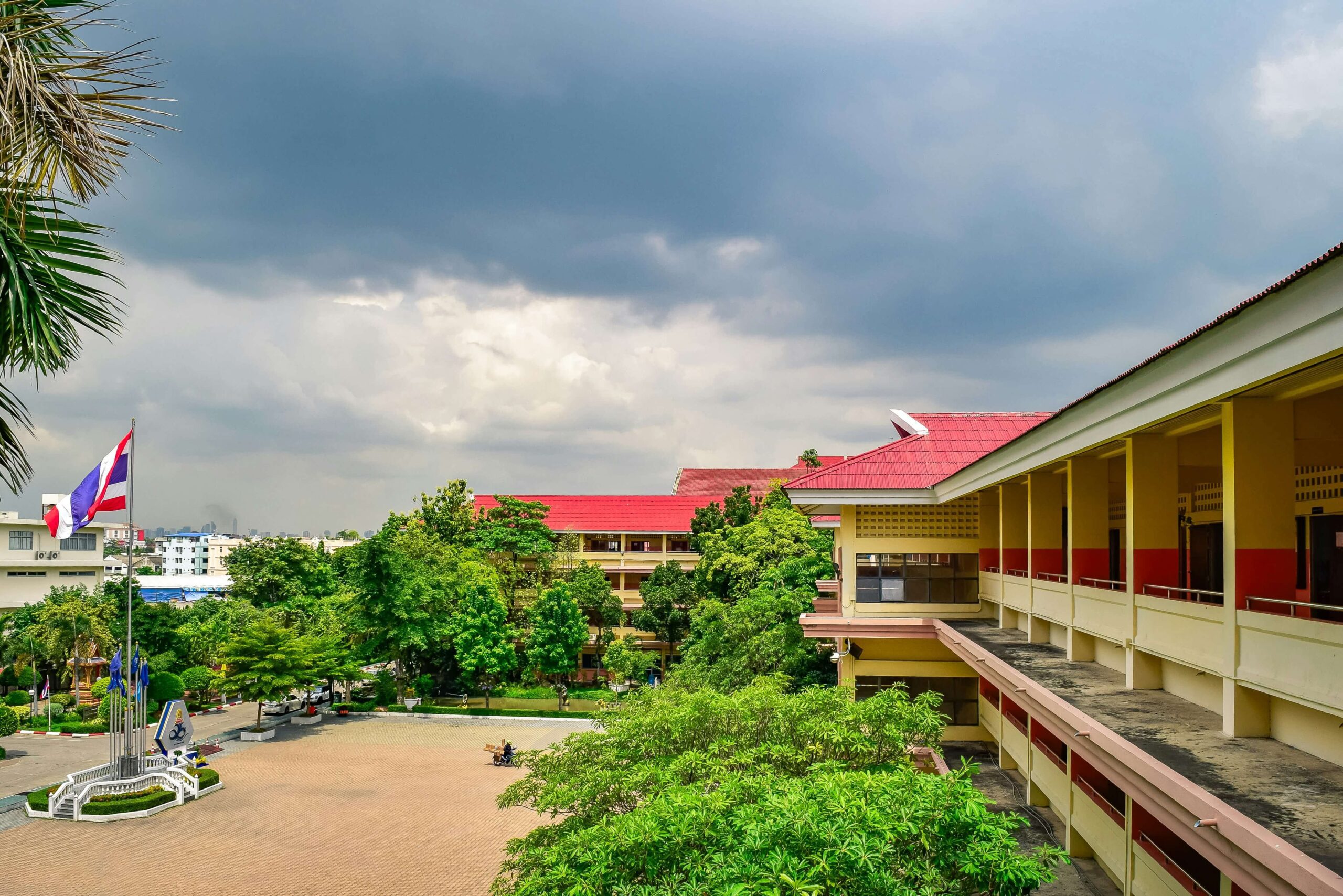 Thailand safety rating health: Bangkok hospital medical facilities for travelers